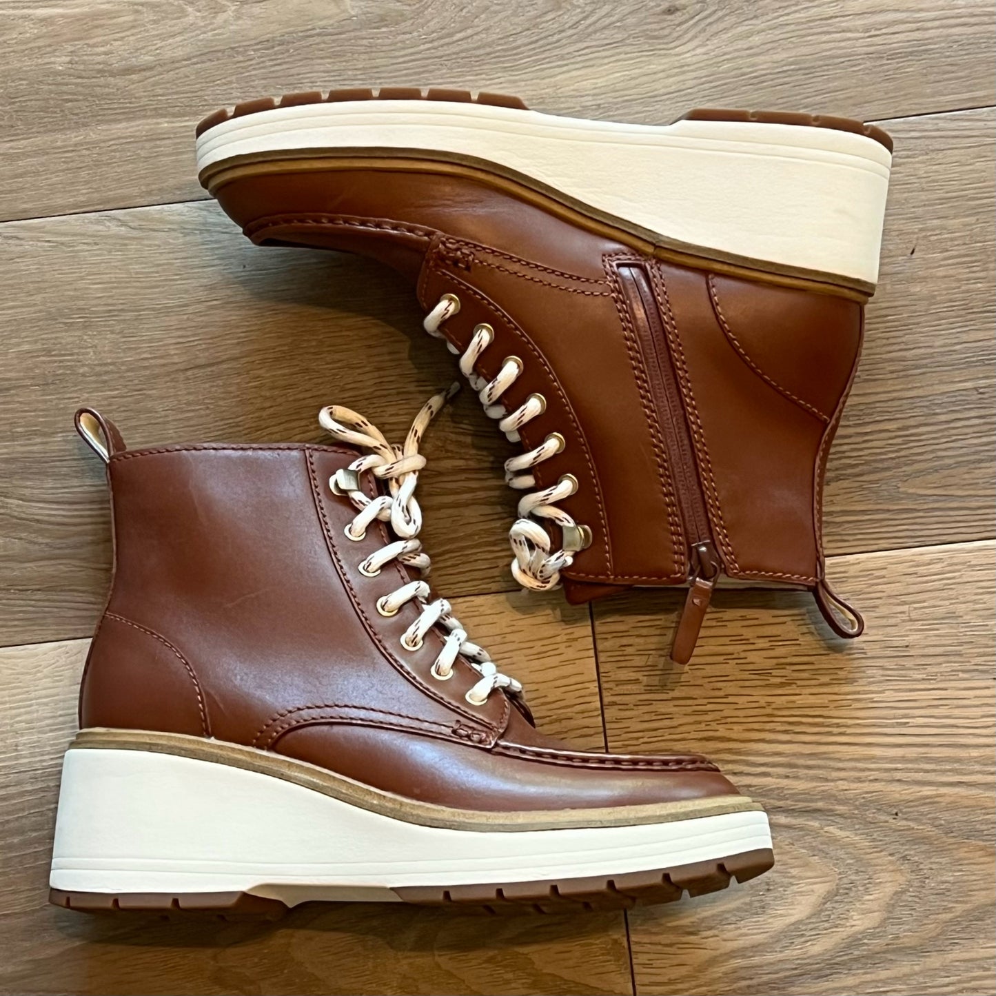 Cole Haan Size 8.5 Boots