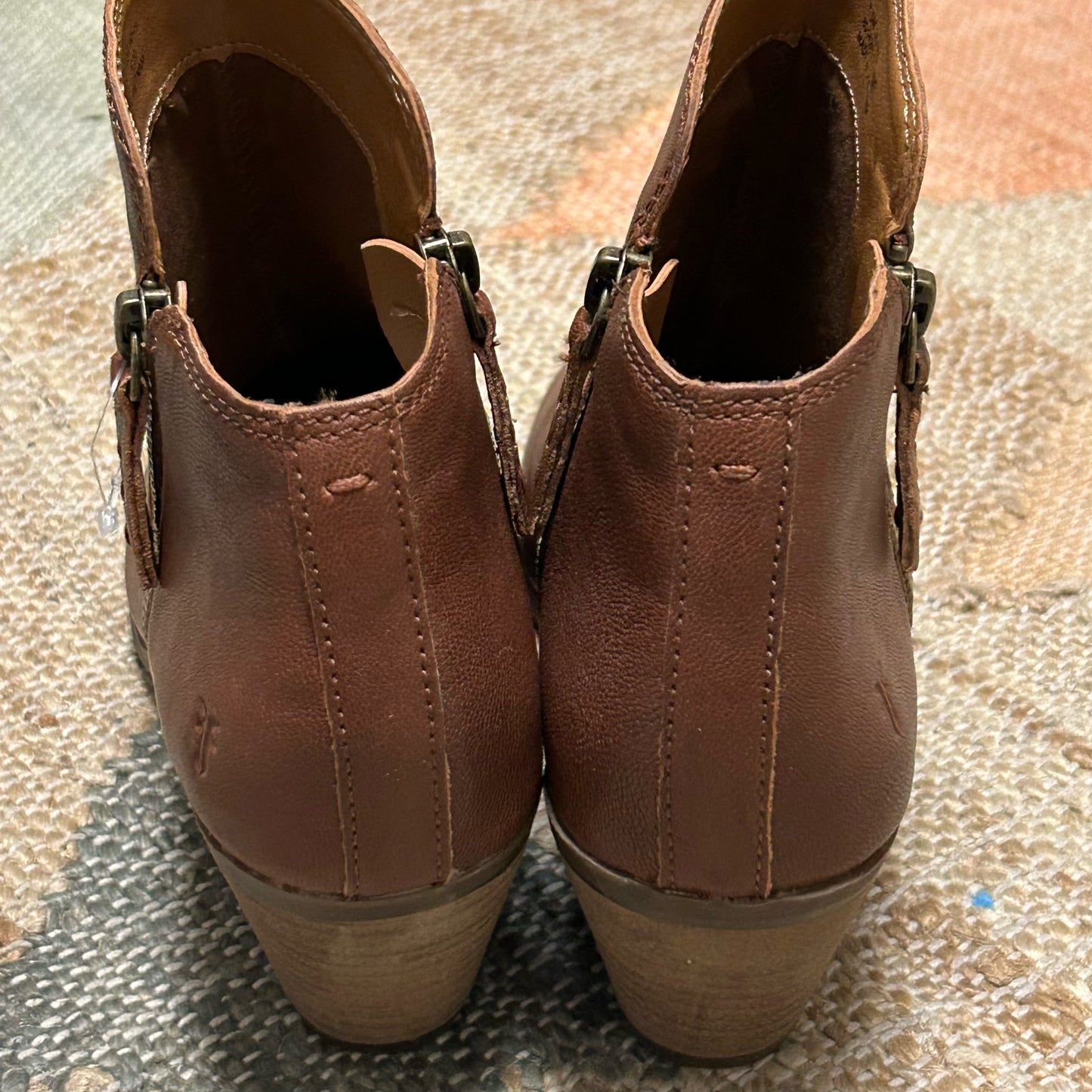 FRYE Size 7.5 Boots