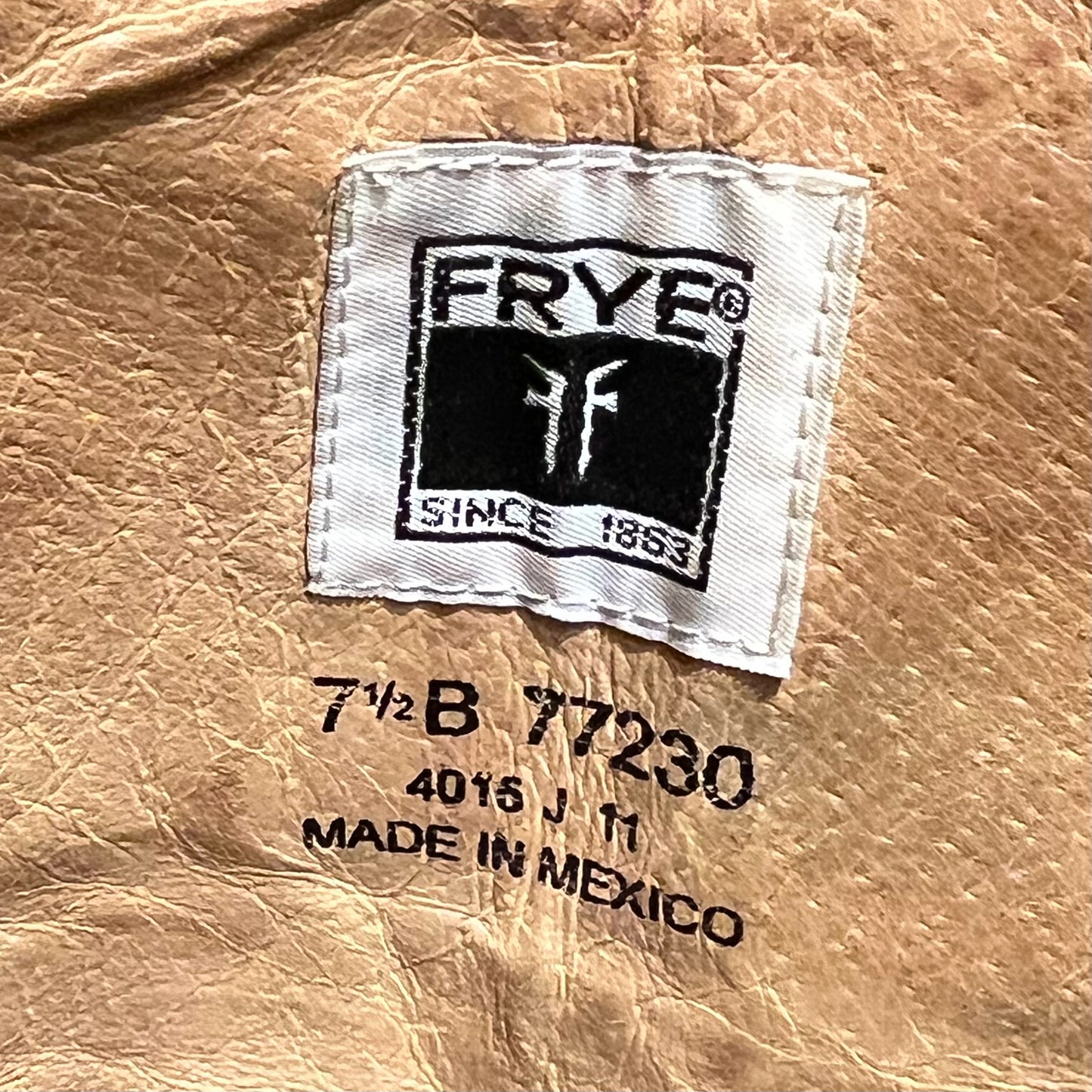 FRYE Size 7.5 Boots