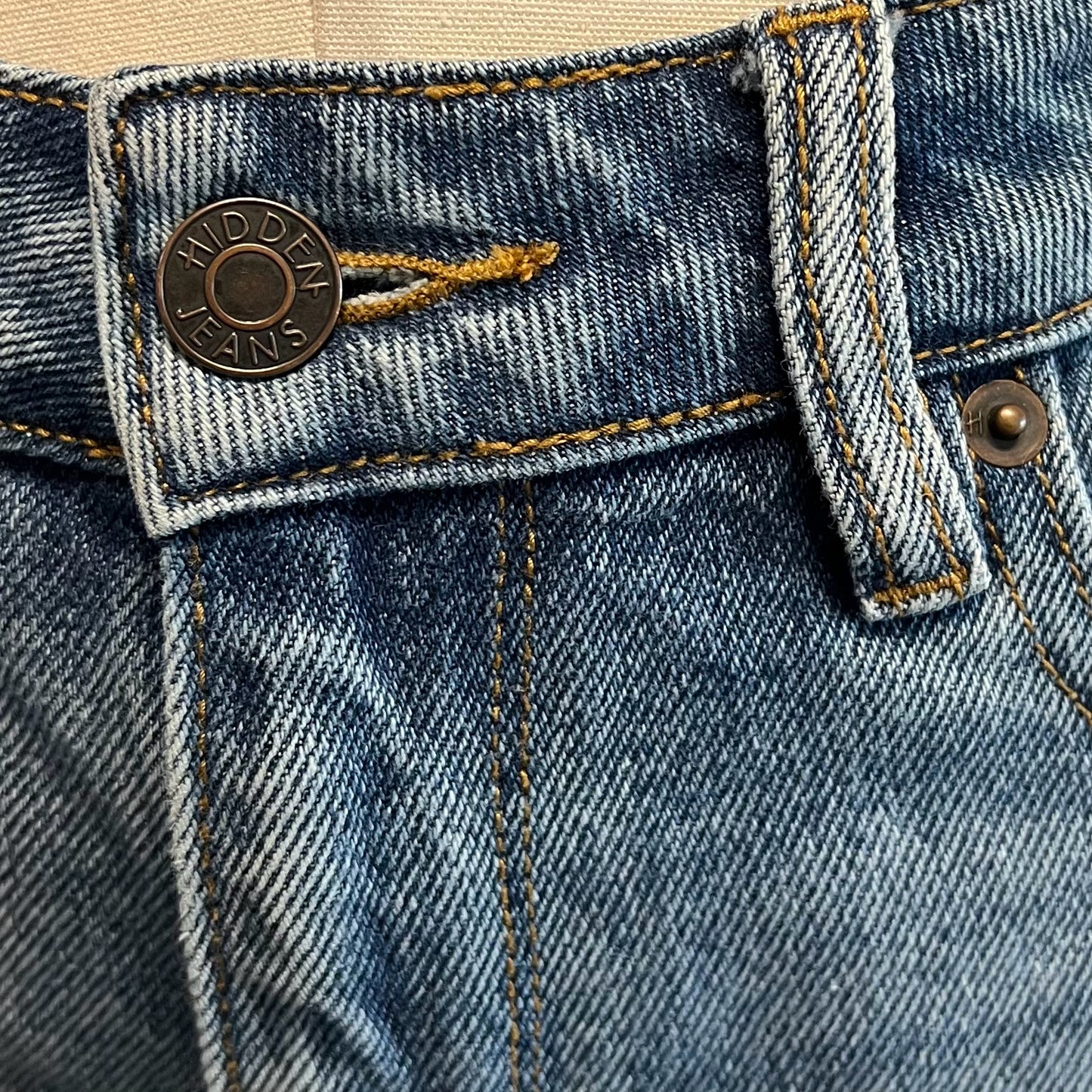 Hidden Jeans Size 28 Jeans