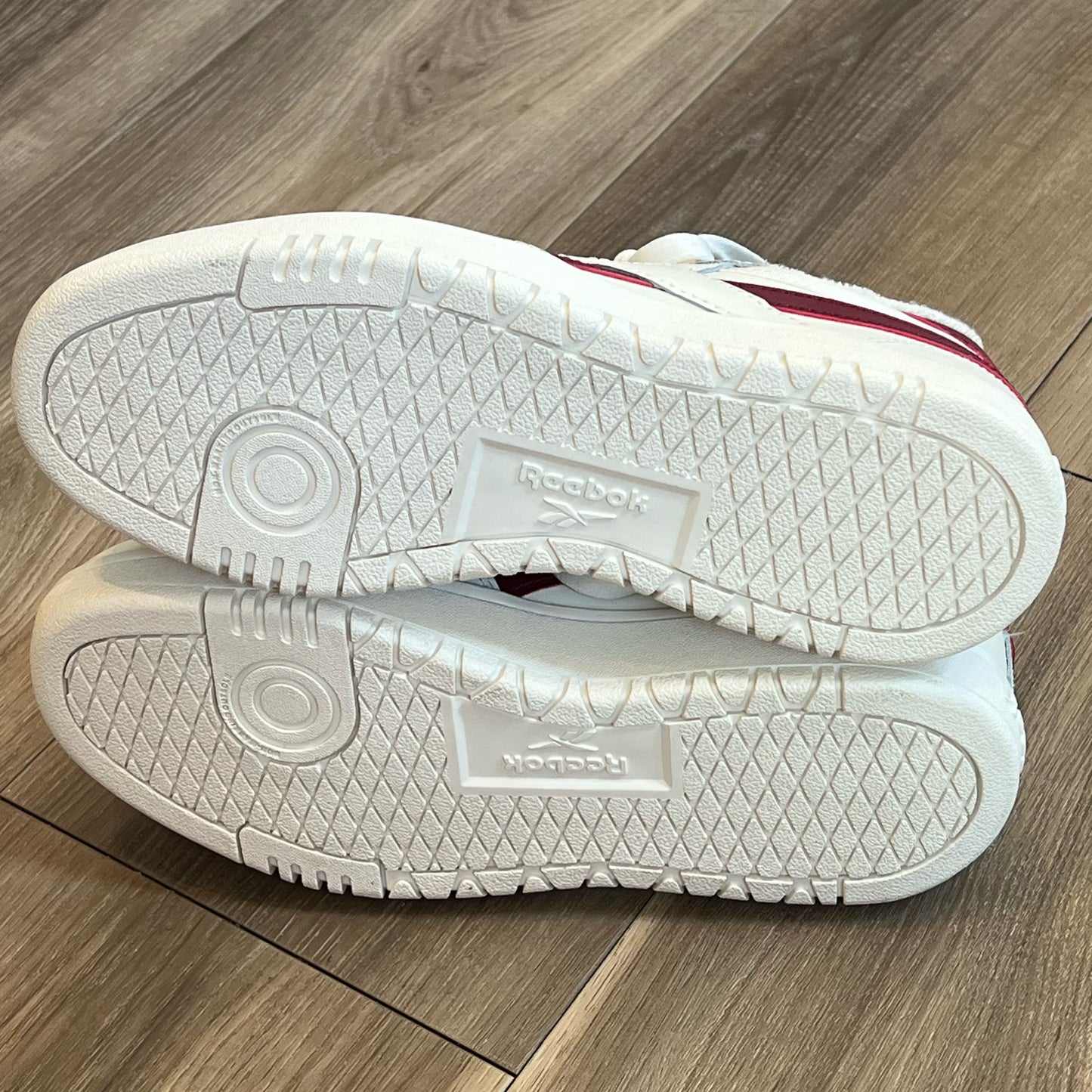 Reebok Size 8 Sneakers