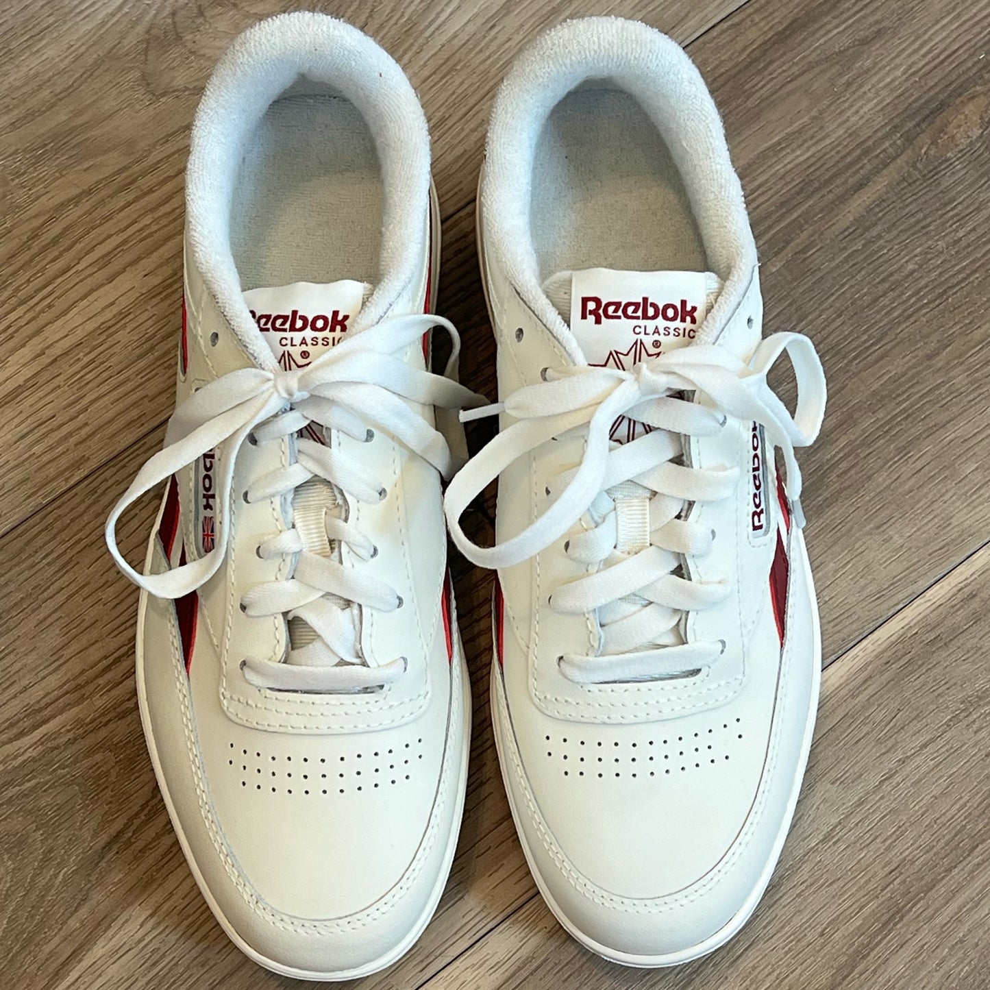 Reebok Size 8 Sneakers