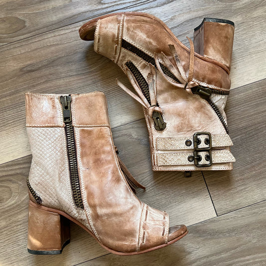 Freebird Size 7 Heels