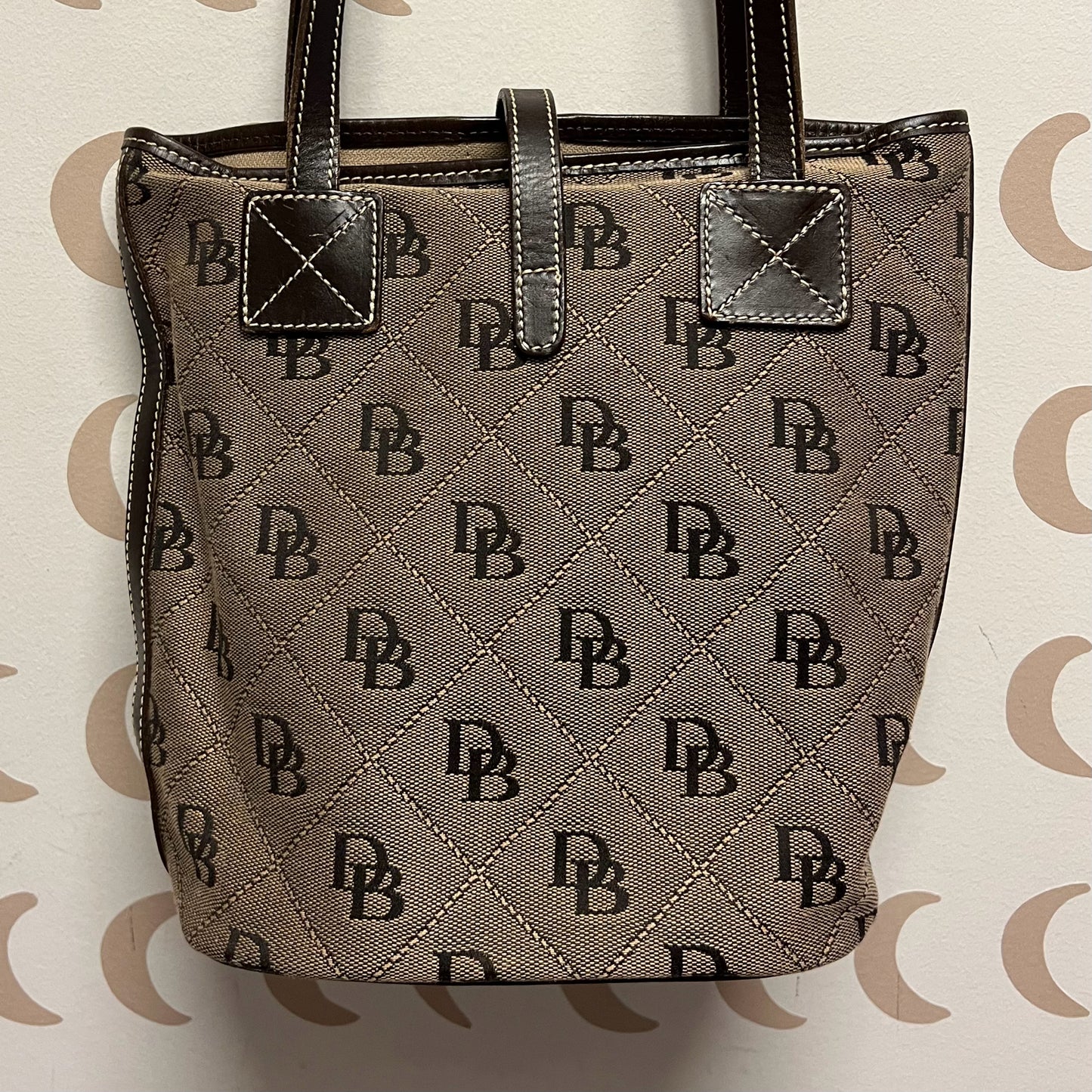 Dooney & Bourke Bag